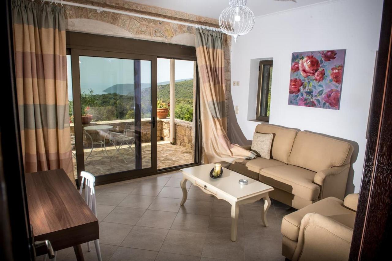 Magnificent, Authentic Private Villa And The Guest House Kardamyli Exterior photo