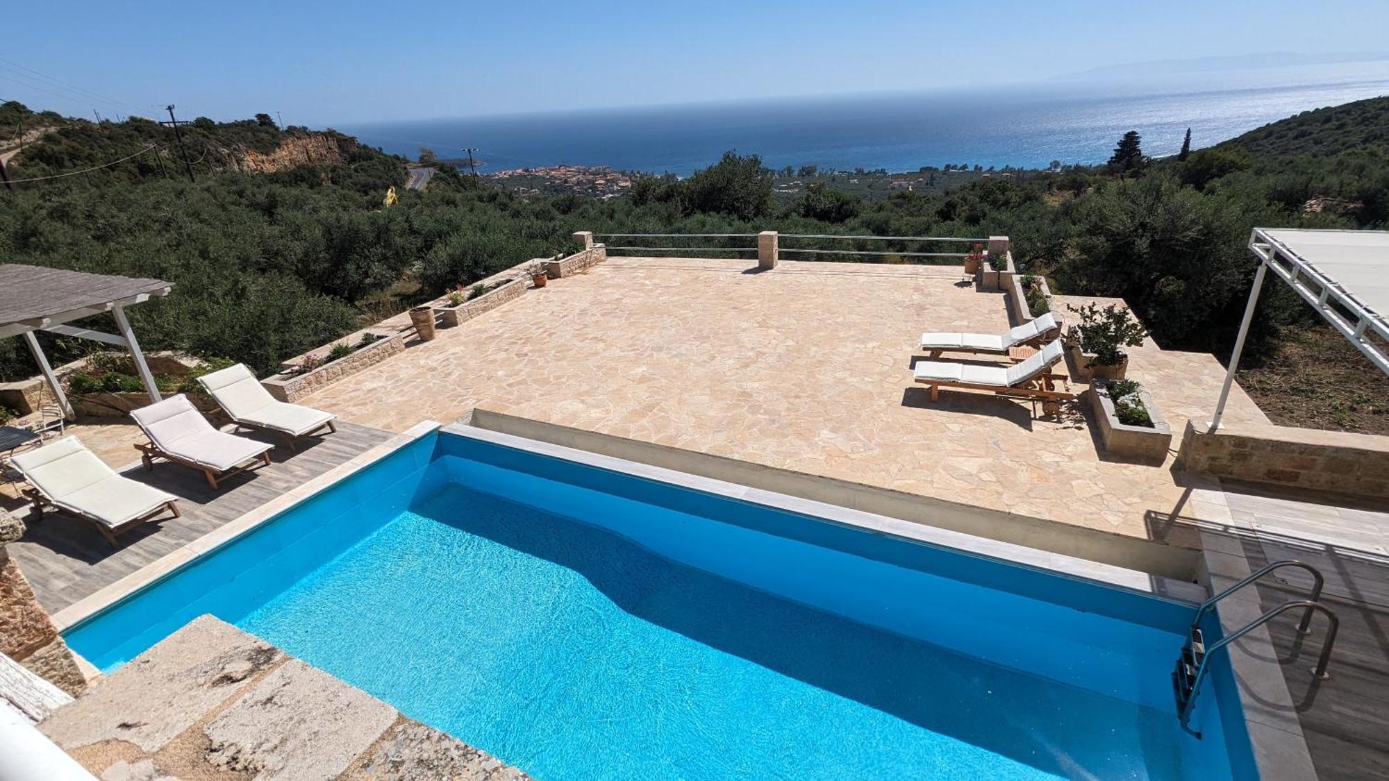 Magnificent, Authentic Private Villa And The Guest House Kardamyli Exterior photo