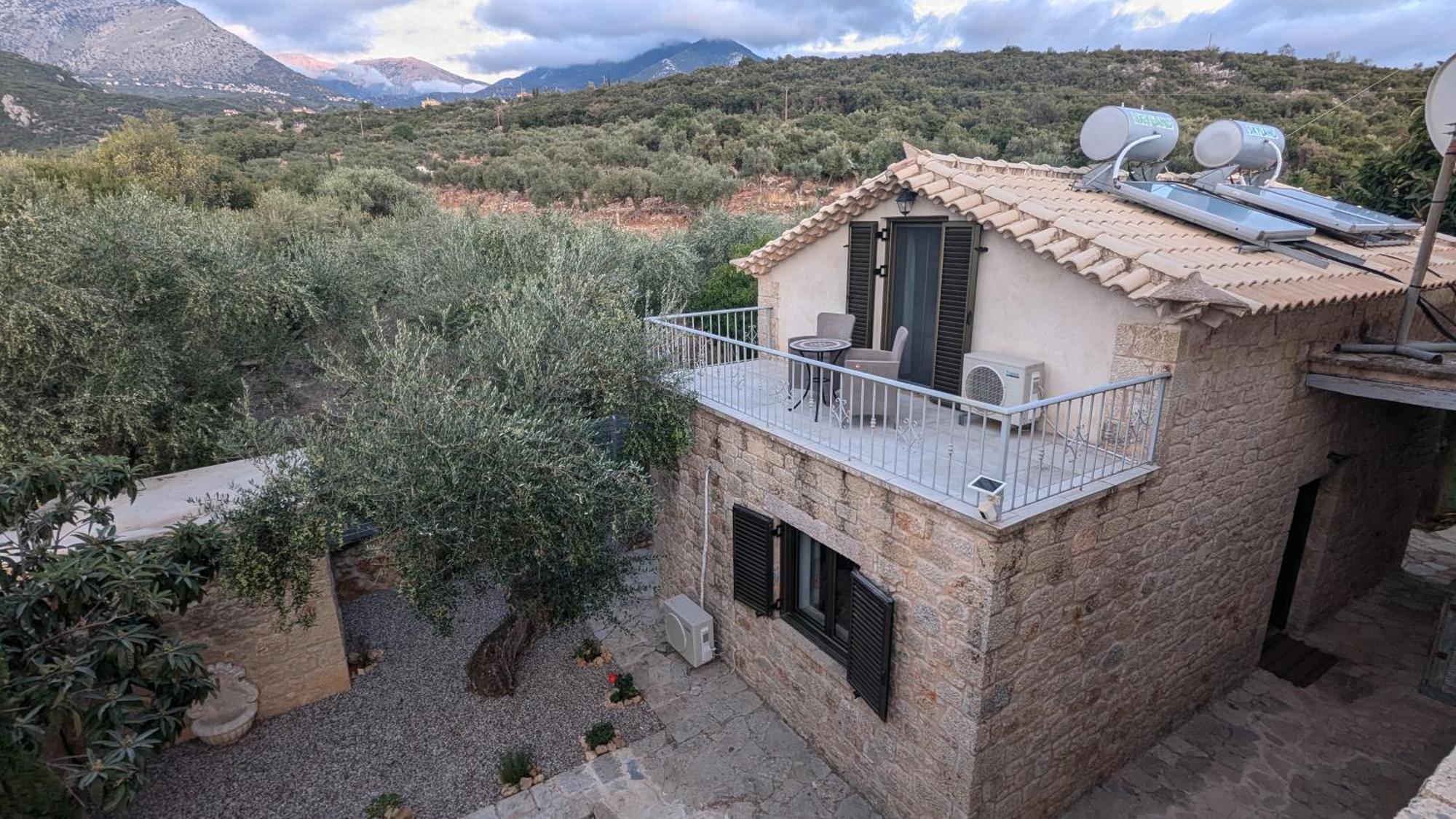 Magnificent, Authentic Private Villa And The Guest House Kardamyli Exterior photo